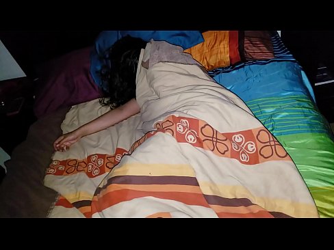 ❤️ Vicfilo kritikante sian junan duonpatrinon dum ŝi dormas. ️ Anala video ĉe ni % eo.sexafinkarasskaz.ru% ❌️